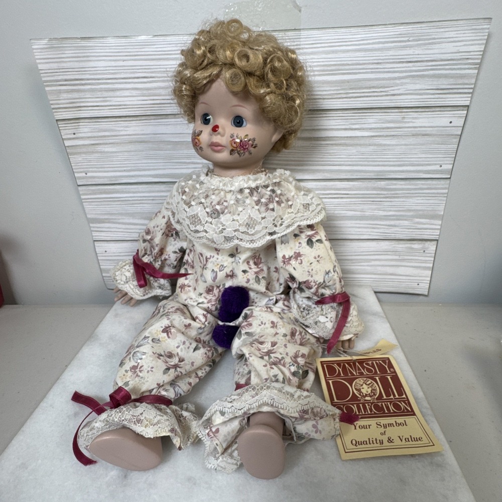 Dynasty Doll Collection 16" Dimples Clown Porcelain Doll In Good Condition